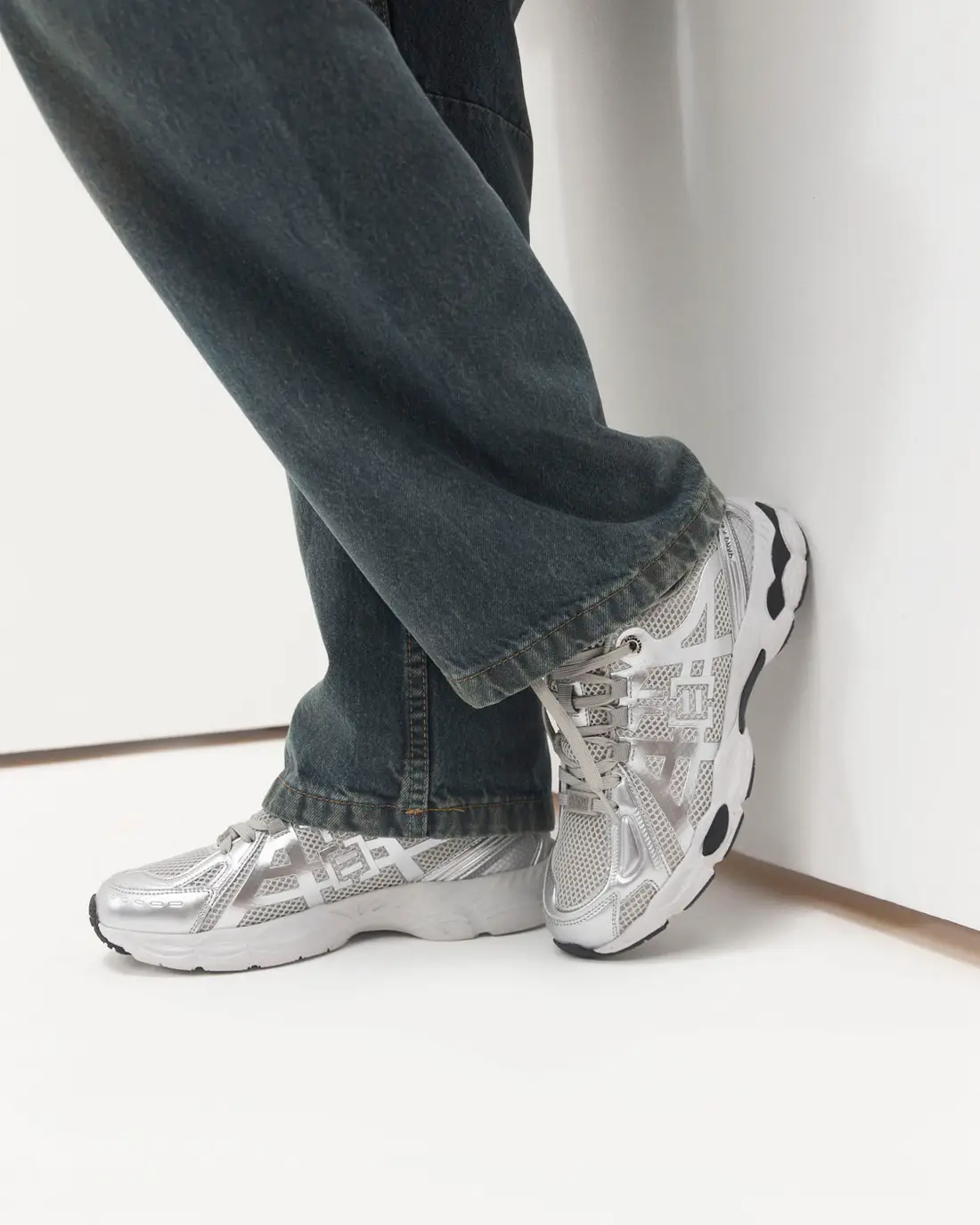 Sneaker The Techy Gäng Plata - Imagen 2